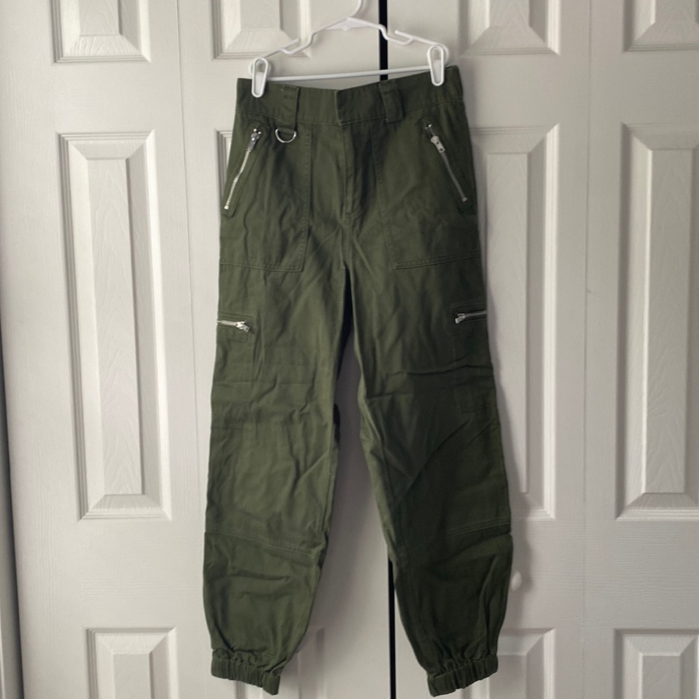Forever 21 green cargo pants